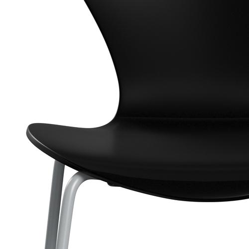 Fritz Hansen 3107 chaise unophastered, gris argenté / noire laqué