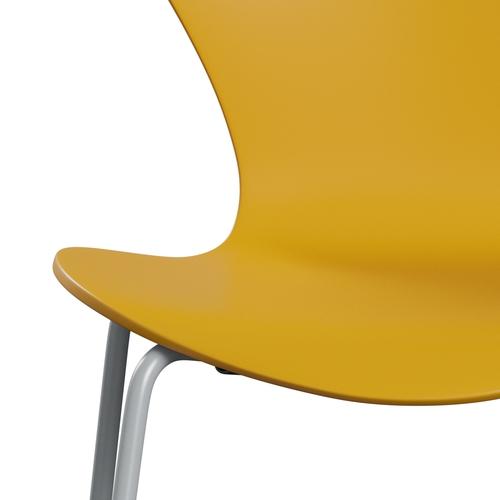 Fritz Hansen 3107 Stuhl ungepolstert, Silbergrau/Lackiertes Echtgelb