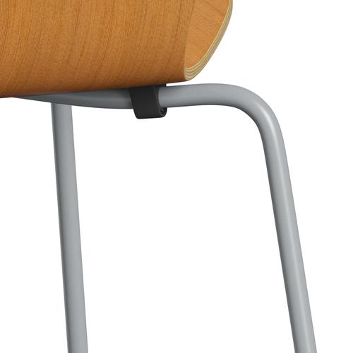 Fritz Hansen 3107 Stuhl Unup Polstered, Silbergrau/Schweizer Steinkiefernfurnier Natural