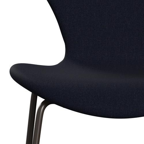 Fritz Hansen 3107 Silla tapicería completa, bronce marrón/lienzo azul oscuro