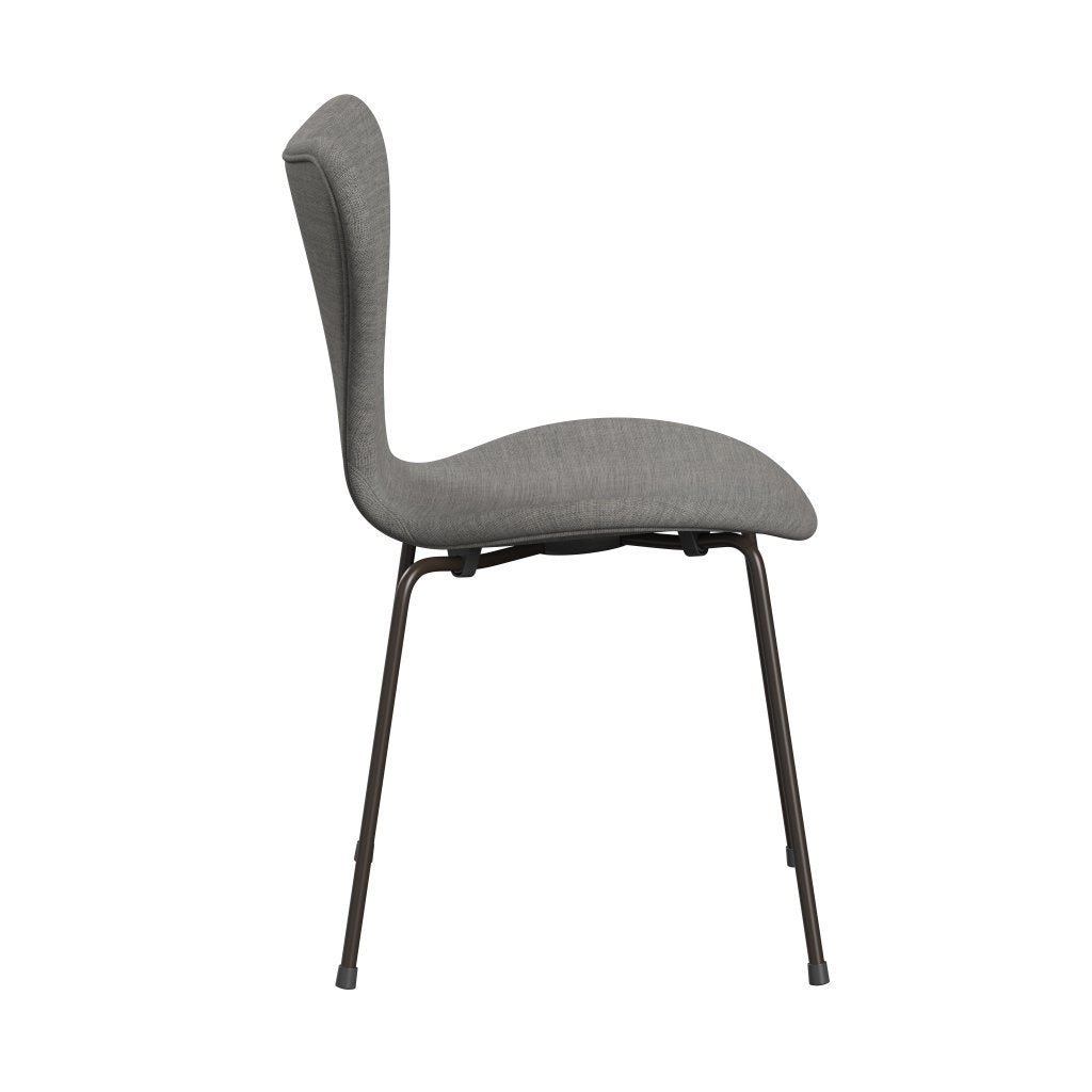 Fritz Hansen 3107 Stuhl Vollpolsterung, Braun Bronze/Leinwand Hellgrau