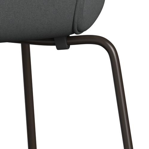 Fritz Hansen 3107 Silla tapicería completa, bronce marrón/Divina gris oscuro