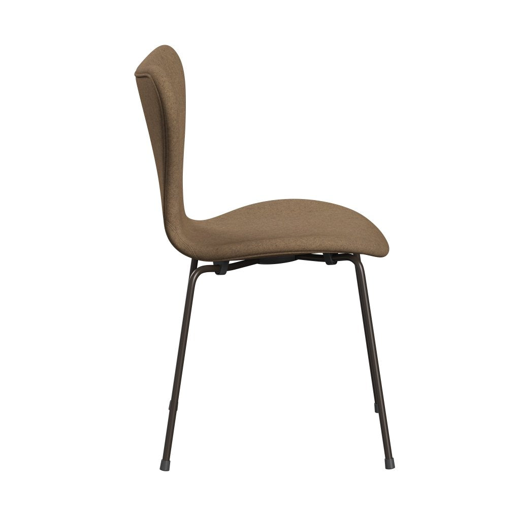 Fritz Hansen 3107 Stuhl Vollpolsterung, Braun Bronze/Divina Md Café Latte