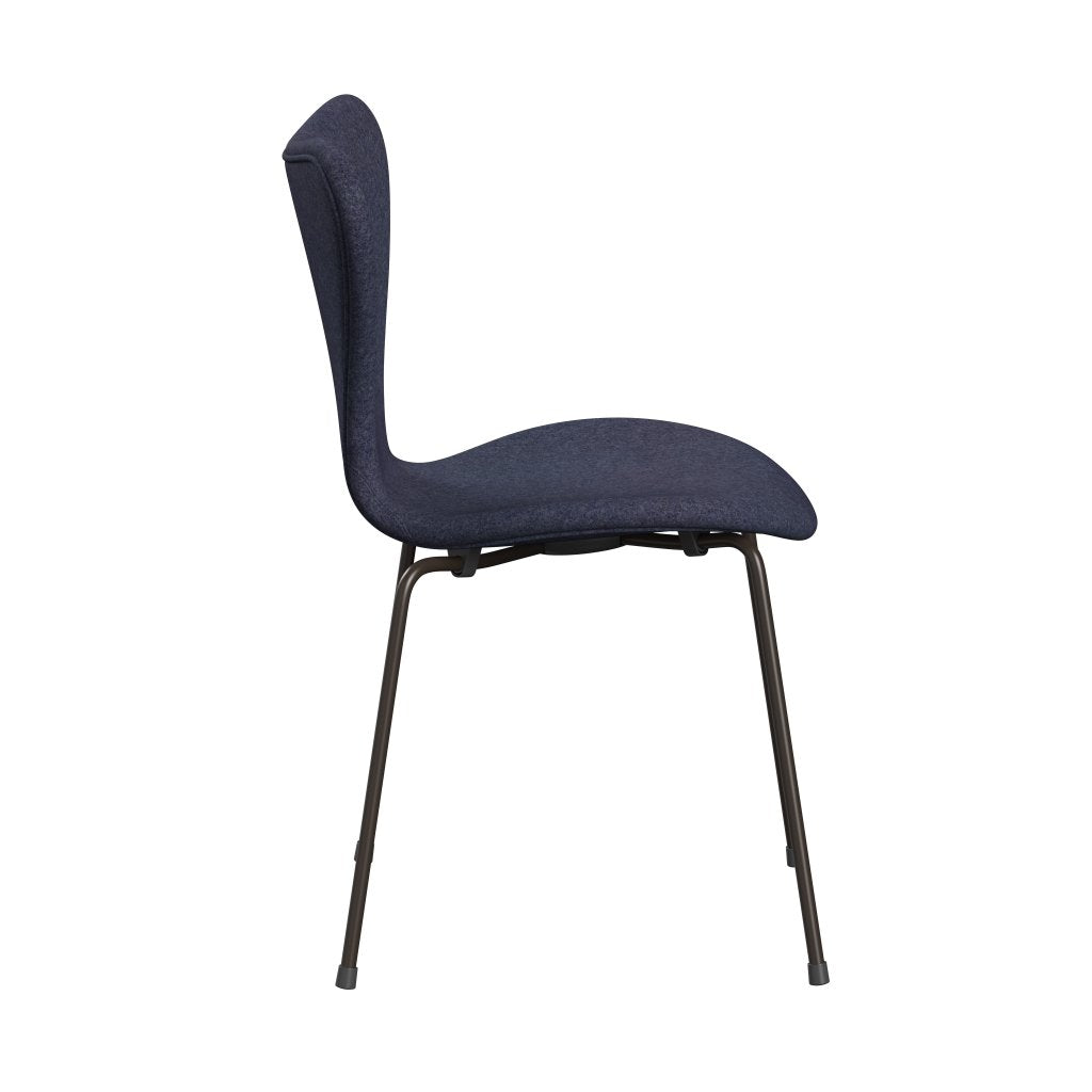 Fritz Hansen 3107 Silla tapicería completa, bronce marrón/Divina MD Cool Gray