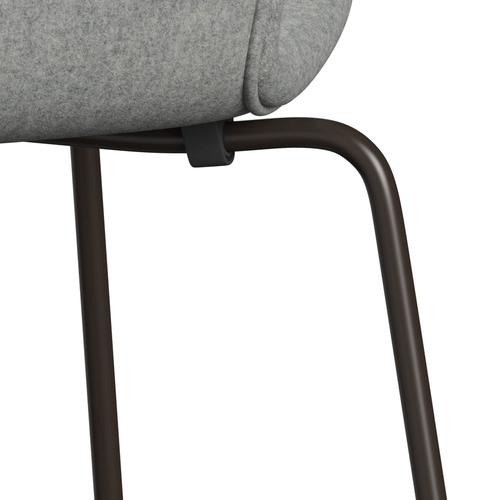 Fritz Hansen 3107 Silla tapicería completa, bronce marrón/divina melange gris claro