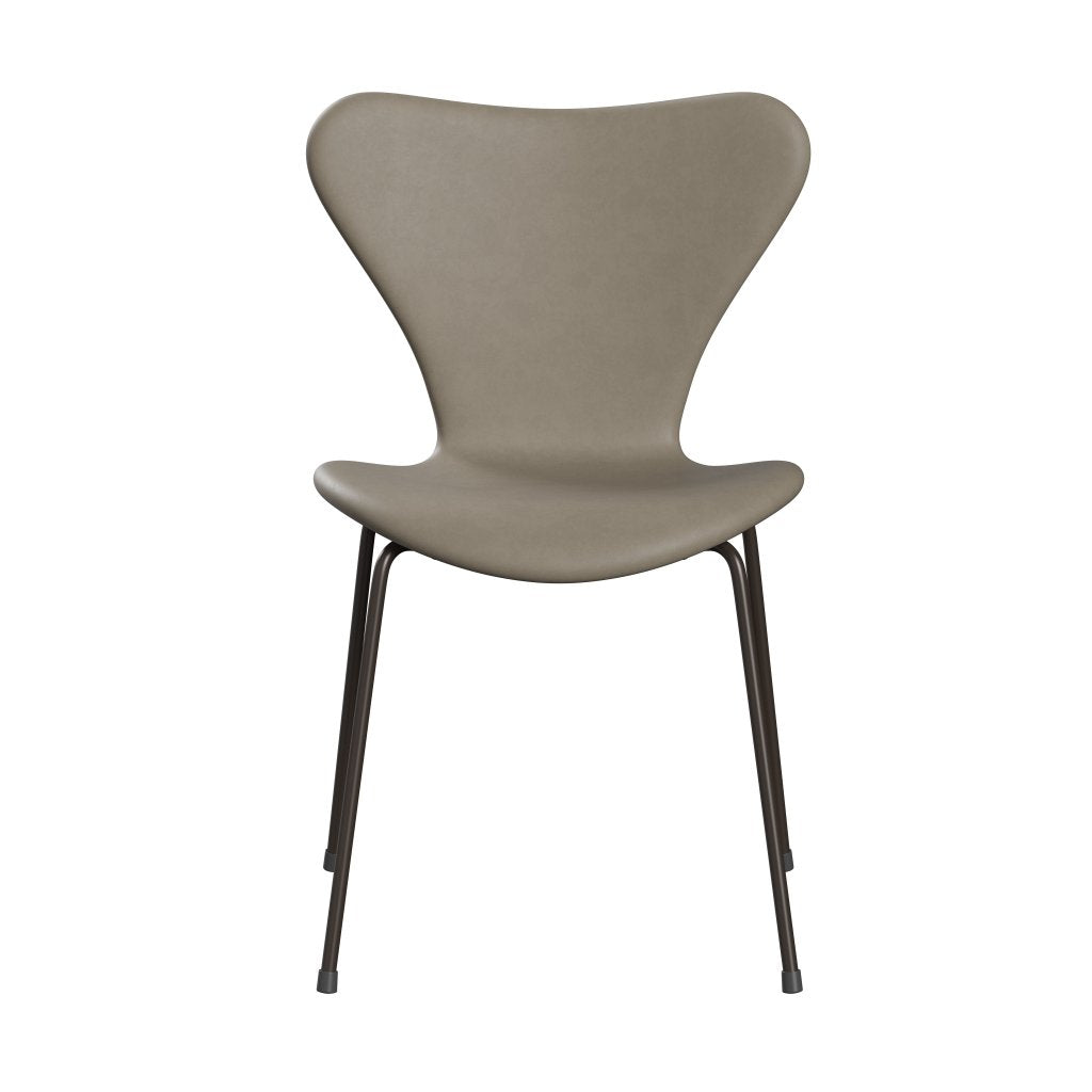 Fritz Hansen 3107 Stuhl Vollpolsterung, Braun-Bronze/Essential Hellgrau