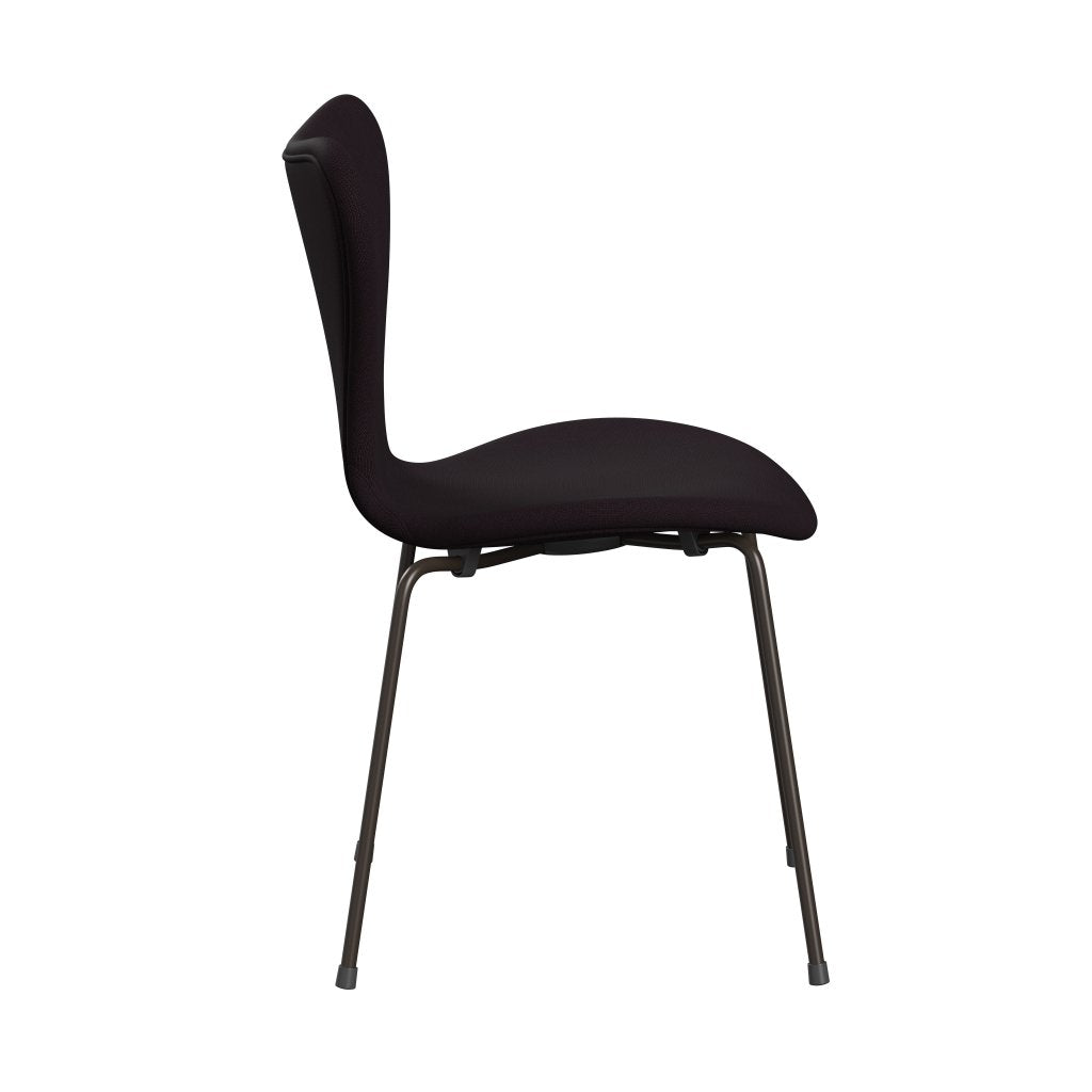 Fritz Hansen 3107 Stuhl Vollpolsterung, Braun Bronze/Fame Brown (F61108)