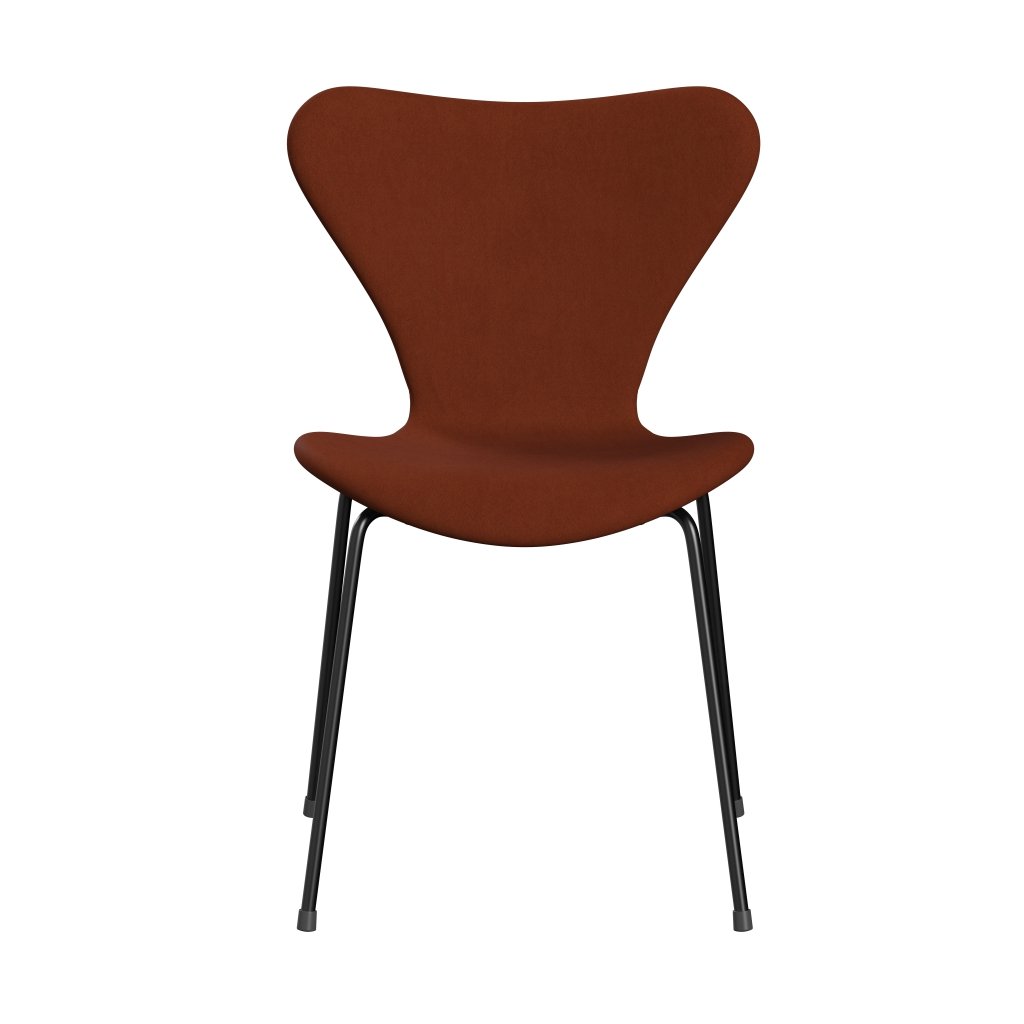 Fritz Hansen 3107 stol full møbeltrekk, svart/komfort mørkerød (C61018)