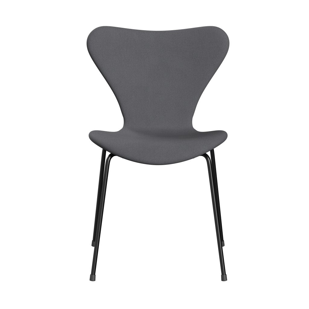 Fritz Hansen 3107 stol full møbeltrekk, svart/komfort grå (C01012)
