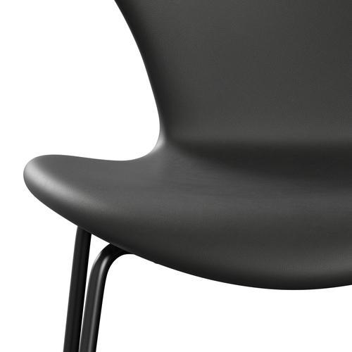 Fritz Hansen 3107 Stuhl Vollpolsterung, Schwarz/Essential Black