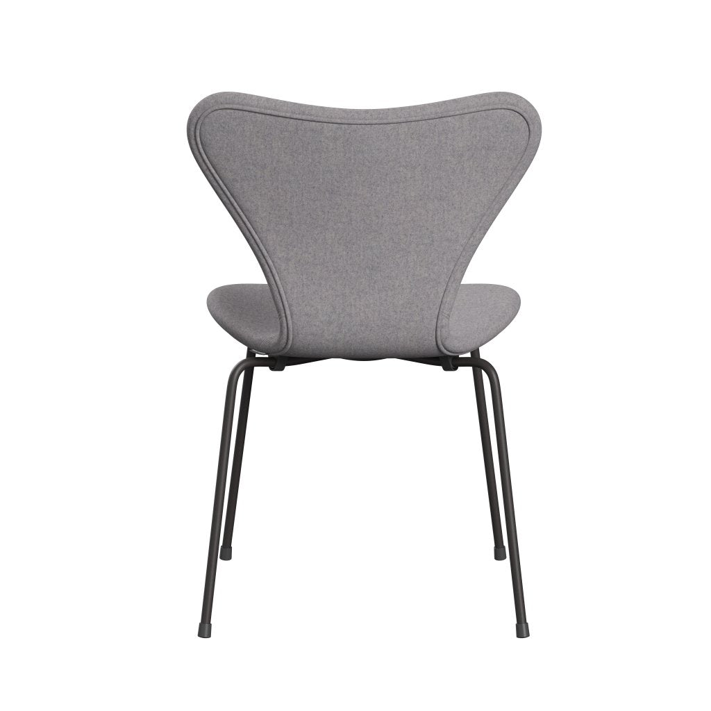 Fritz Hansen 3107 chaise complète complète, graphite chaud / divina md gris clair