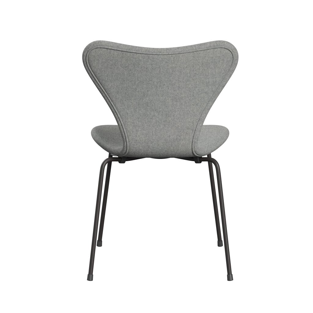 Fritz Hansen 3107 chaise pleine d'ameublement, graphite chaud / divina melange gris clair