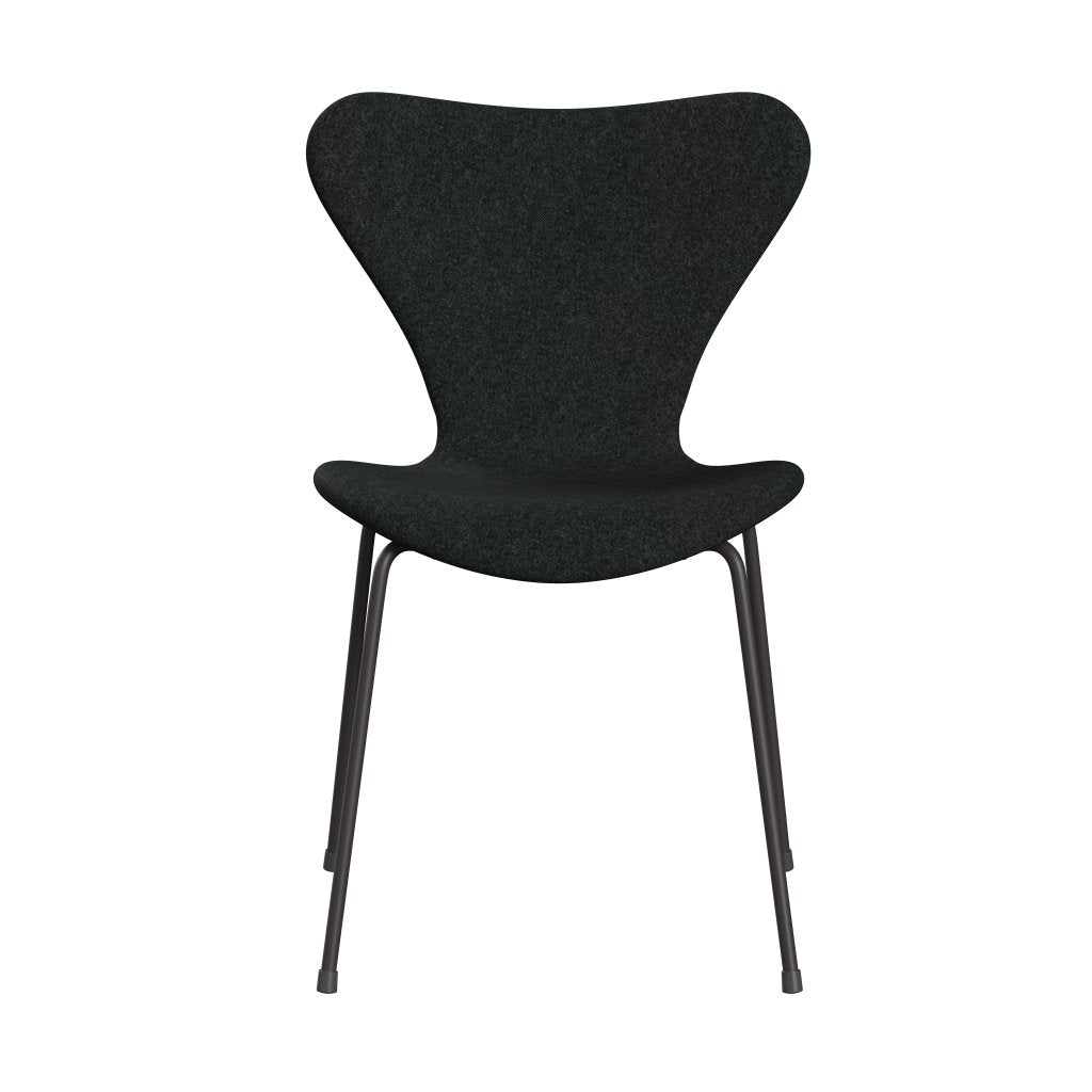 Fritz Hansen 3107 chaise pleine d'ameublement, graphite chaud / divina sel de mélange et poivre