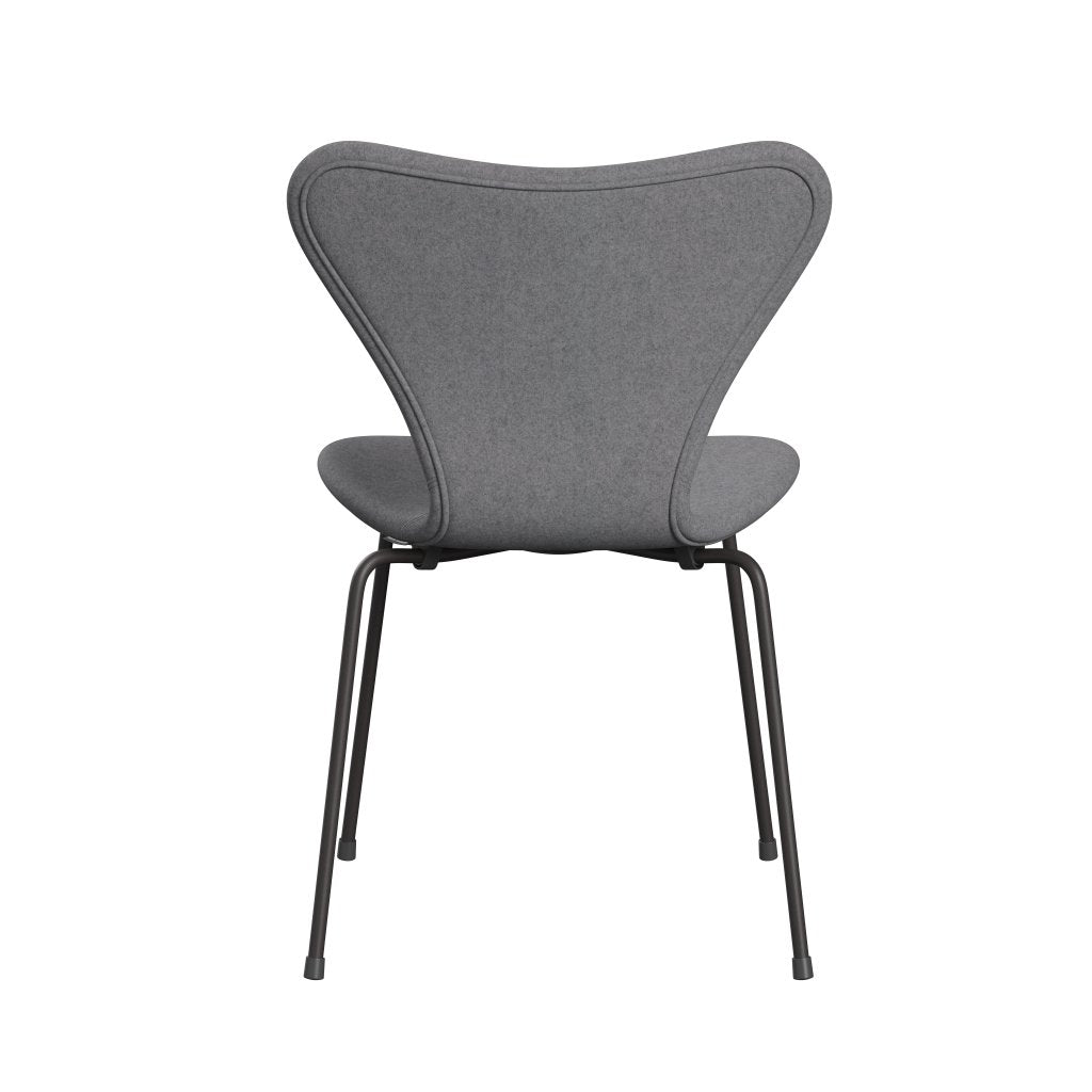 Fritz Hansen 3107椅子完整的内饰，温暖的石墨/Divina Melange Stone Grey