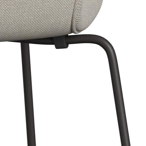 Fritz Hansen 3107 Stol full møbeltrekk, varm grafitt/Hallingdal Light Grey (HAL103)