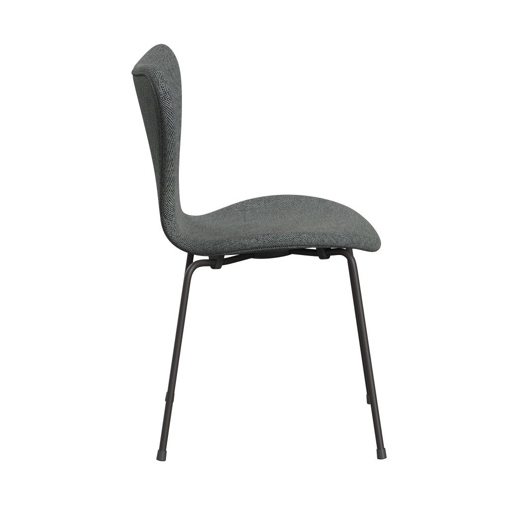 Fritz Hansen 3107 chaise complète complète, graphite chaud / Hallingdal blanc / marron