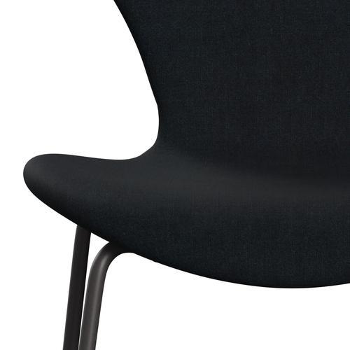 Fritz Hansen 3107 chaise complète complète, graphite chaud / remix noir (REM996)