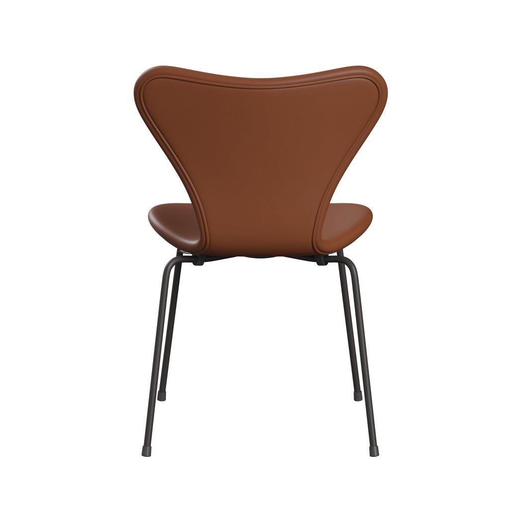 Fritz Hansen 3107 chaise complète complète, graphite chaud / cognac doux