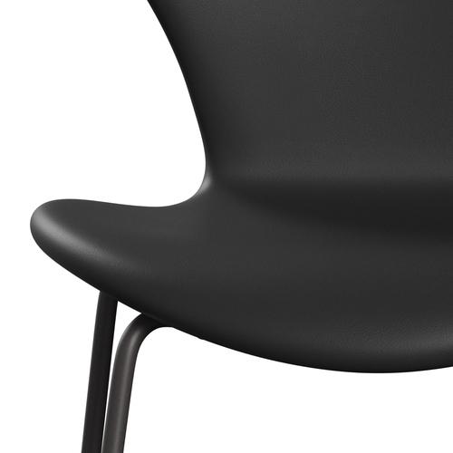 Fritz Hansen 3107 chaise complète complète, graphite chaud / noir doux