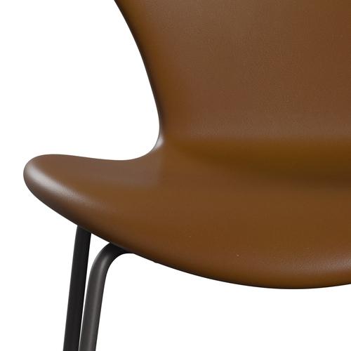 Fritz Hansen 3107 chaise complète complète, graphite chaud / noix douce