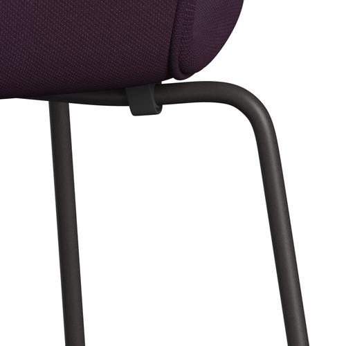 Fritz Hansen 3107 Stuhl Vollpolsterung, Warm Graphit/Stahlschnitt Medium Violet