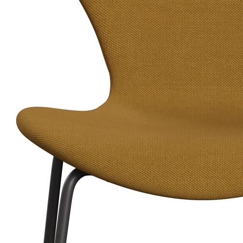 Fritz Hansen 3107 stol fuld polstring, varm grafit/stålcut trio sennep mørk