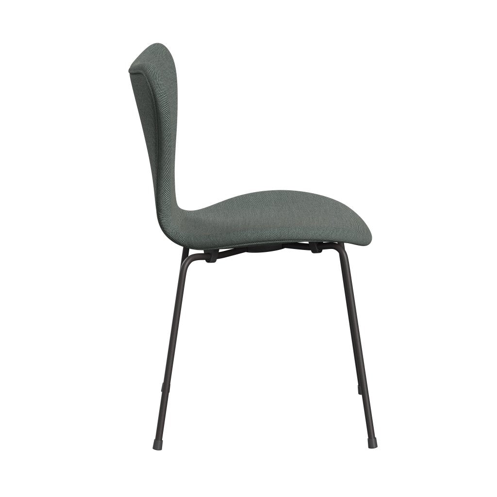 Fritz Hansen 3107 sedia piena rivestimento, trio di grafite/taglio in acciaio bianco/verde scuro