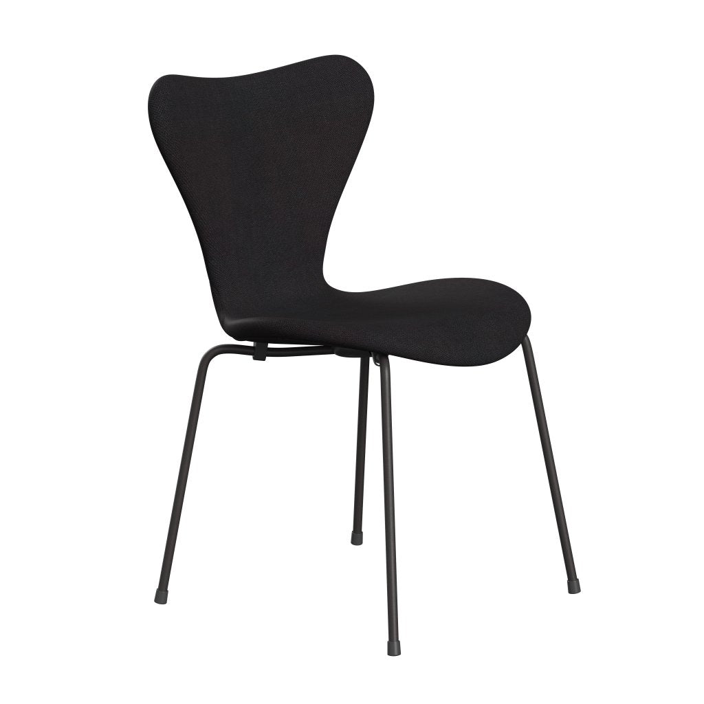 Silla Fritz Hansen 3107 Tapicería completa, Grafito cálido/Sunniva 2 Negro (SV683)