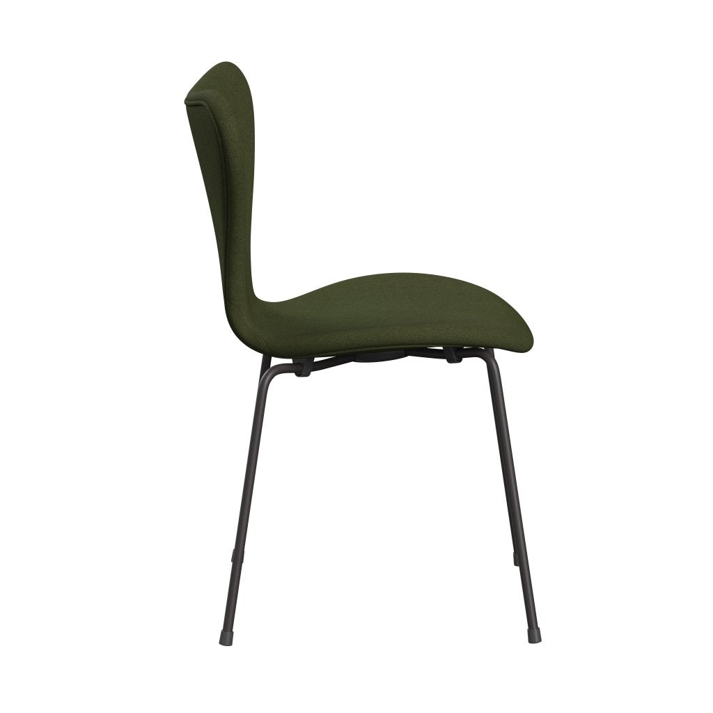 Fritz Hansen 3107 Stuhl Full Polster, warmes Graphit/Tonus Militärgrün