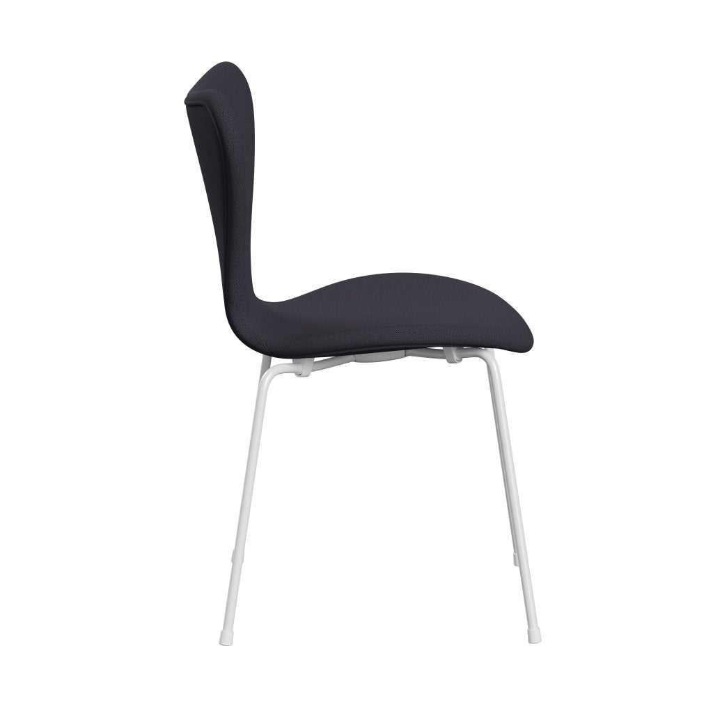 Fritz Hansen 3107 Silla tapicería completa, blanco/captura de carbón azul