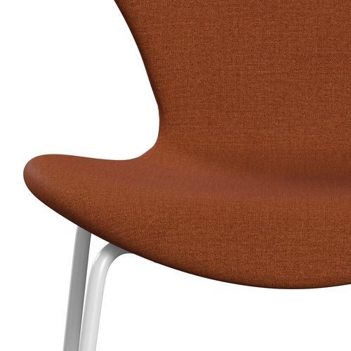 Fritz Hansen 3107 Stuhl Vollpolsterung, Weiß/Remix Rust Orange