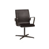 Fritz Hansen Oxford 3241 T nojatuoli Four Arm -pohja Brownbronze/Grace, tummanruskea