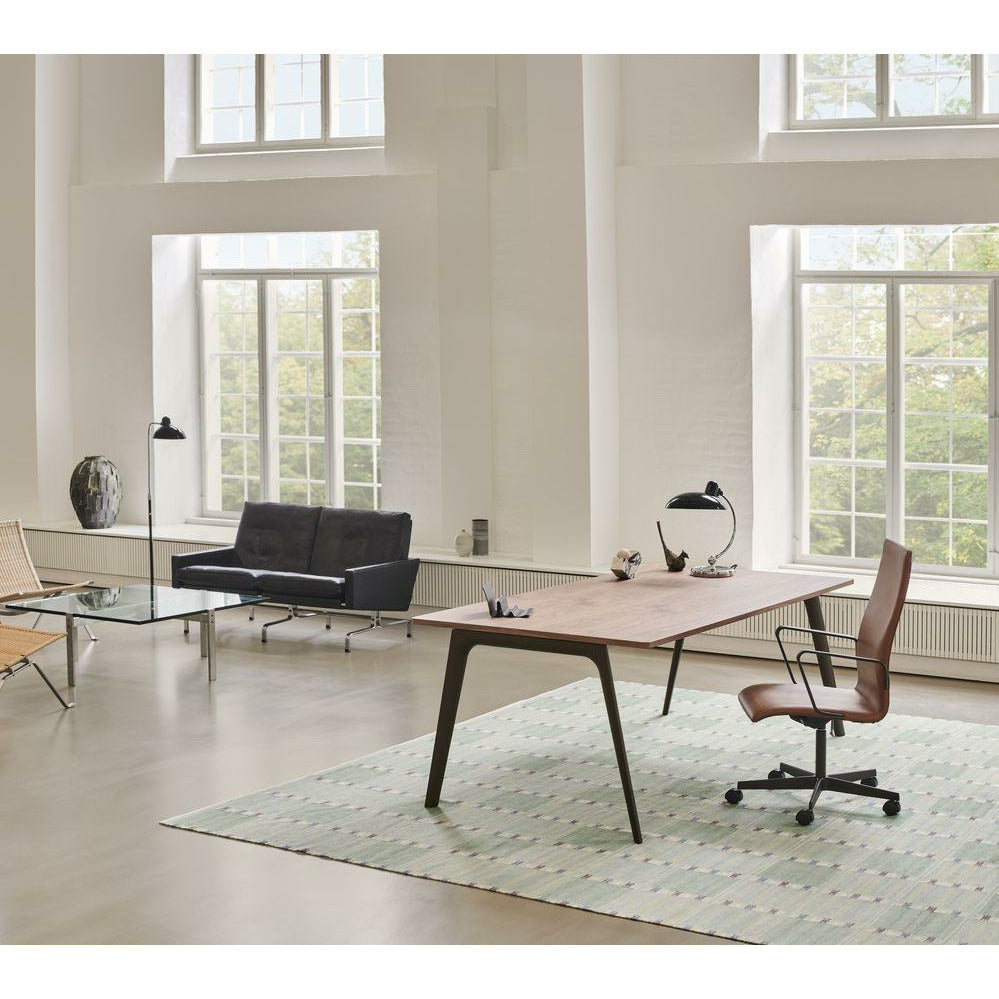 Fritz Hansen Oxford 3293 W Cailchair Cinq base armée avec roues bronze brun / grâce, noix