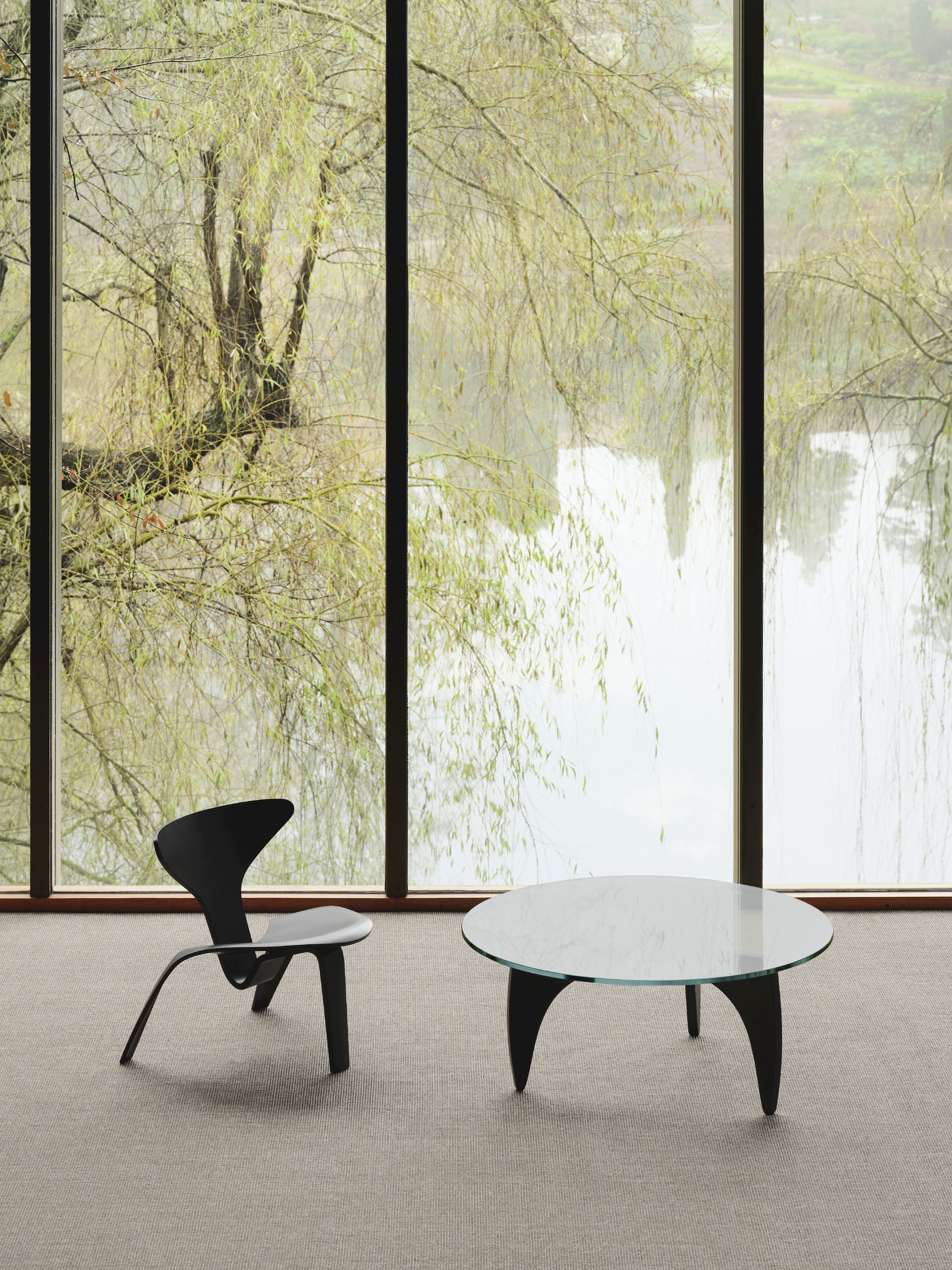 Mesa de café Fritz Hansen Pk60, negro