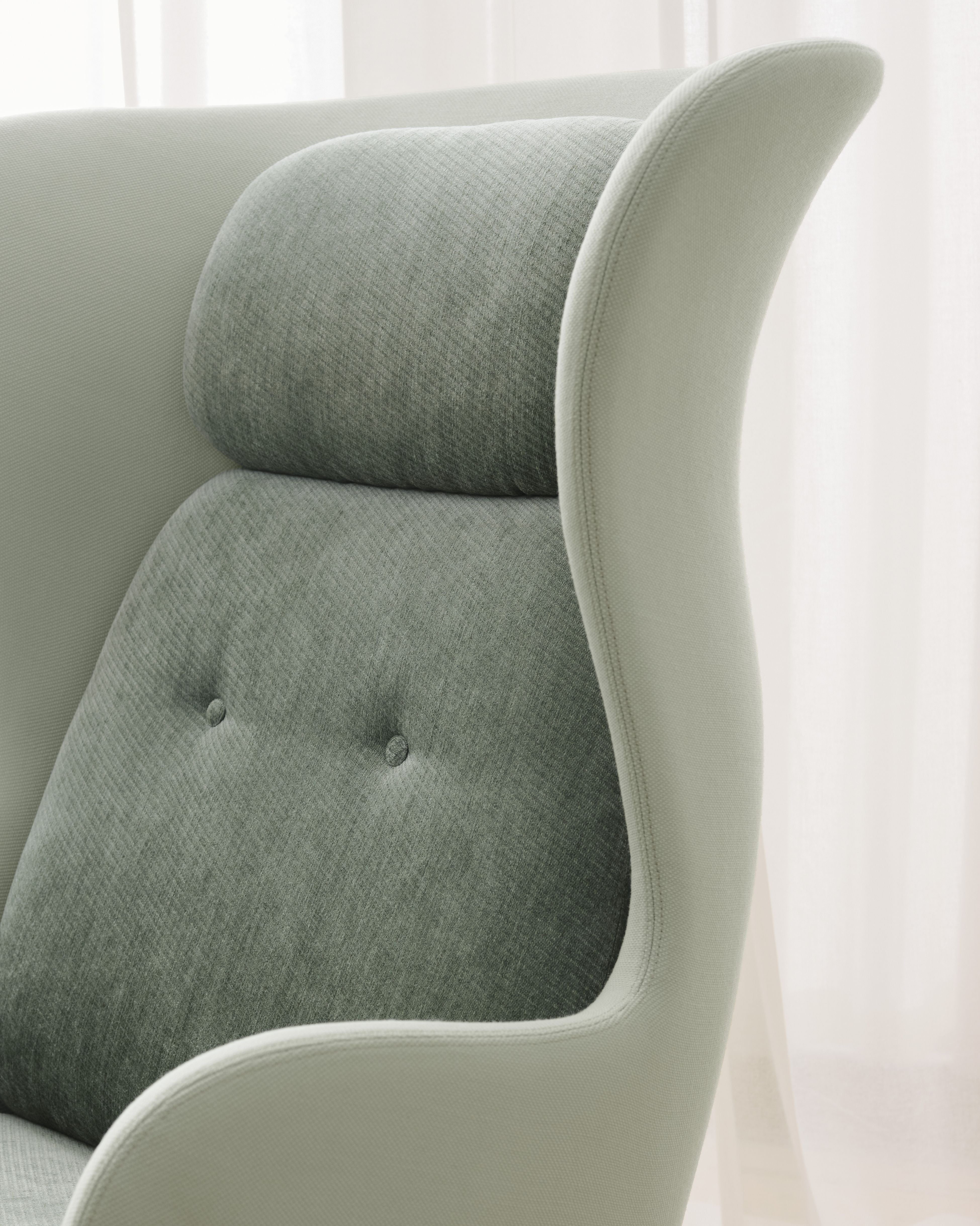 Fritz Hansen Ro Lounge Sedia in alluminio, verde menta