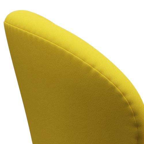 Sedia da salone Fritz Hansen Swan, Bronzo marrone/Comfort Giallo (62003)