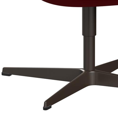 Sedia da salone Fritz Hansen Swan, bronzo marrone/rosso comfort (64013)