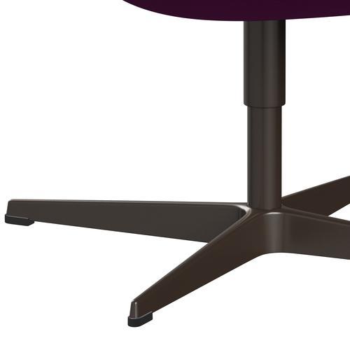 Fritz Hansen Swan Lounge Stuhl, Brown Bronze/Divina Violet (666)