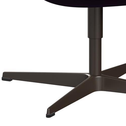 Fritz Hansen Swan Lounge stol, Brown Bronze/Divina Violet (696)