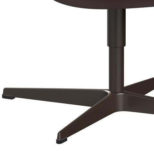 Fritz Hansen Swan Lounge formaður, Brown Bronze/Essential Walnut