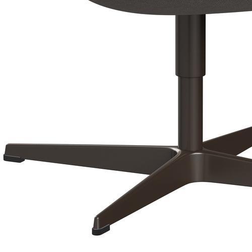 Sedia da salotto Fritz Hansen Swan, bronzo marrone/grigio chiaro di Hallingdal (103)