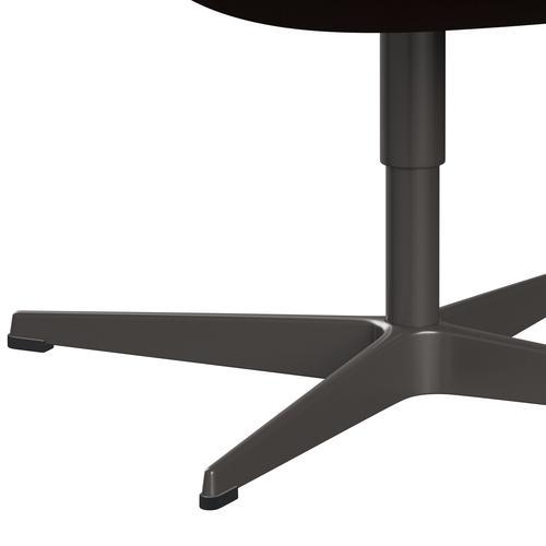 Sedia da salotto Fritz Hansen Swan, calda grafite/comfort marrone scuro