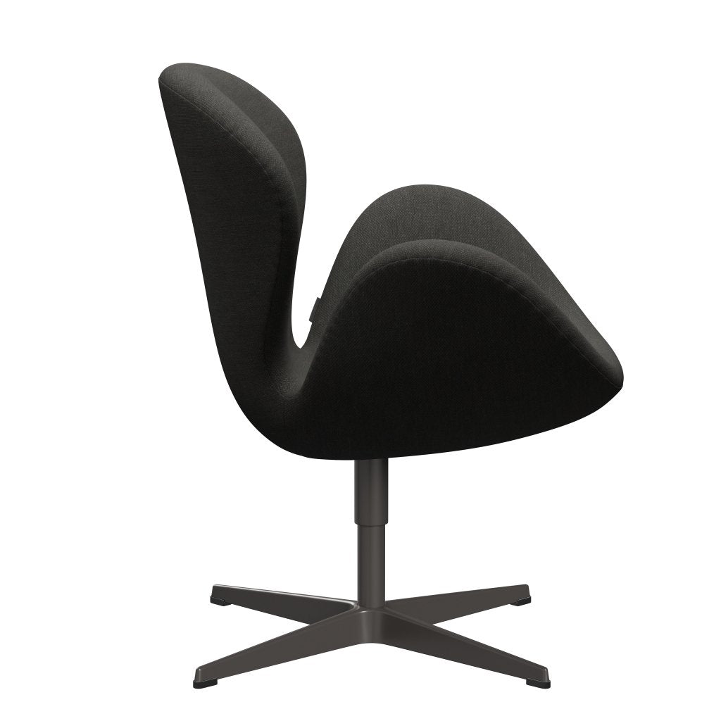 Sillón Fritz Hansen Swan, grafito cálido/fiord negro/marrón