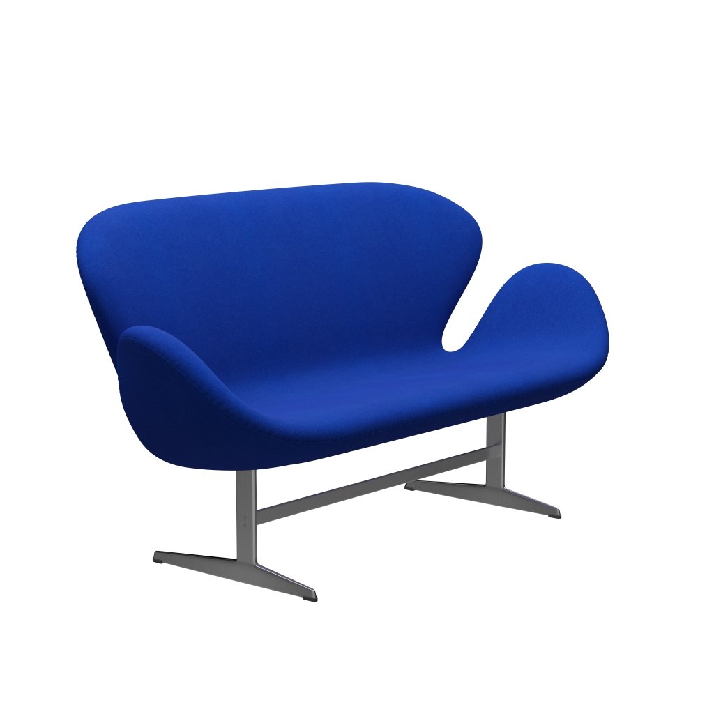 Fritz Hansen Swan沙发2座，缎面铝制铝/吨浅蓝色
