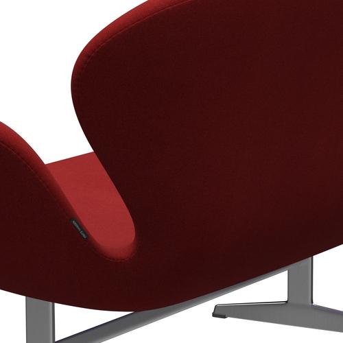 Fritz Hansen Swan -Sofa 2 -Sitzer, satin gebürstetes Aluminium/Tonus rot verbrannt