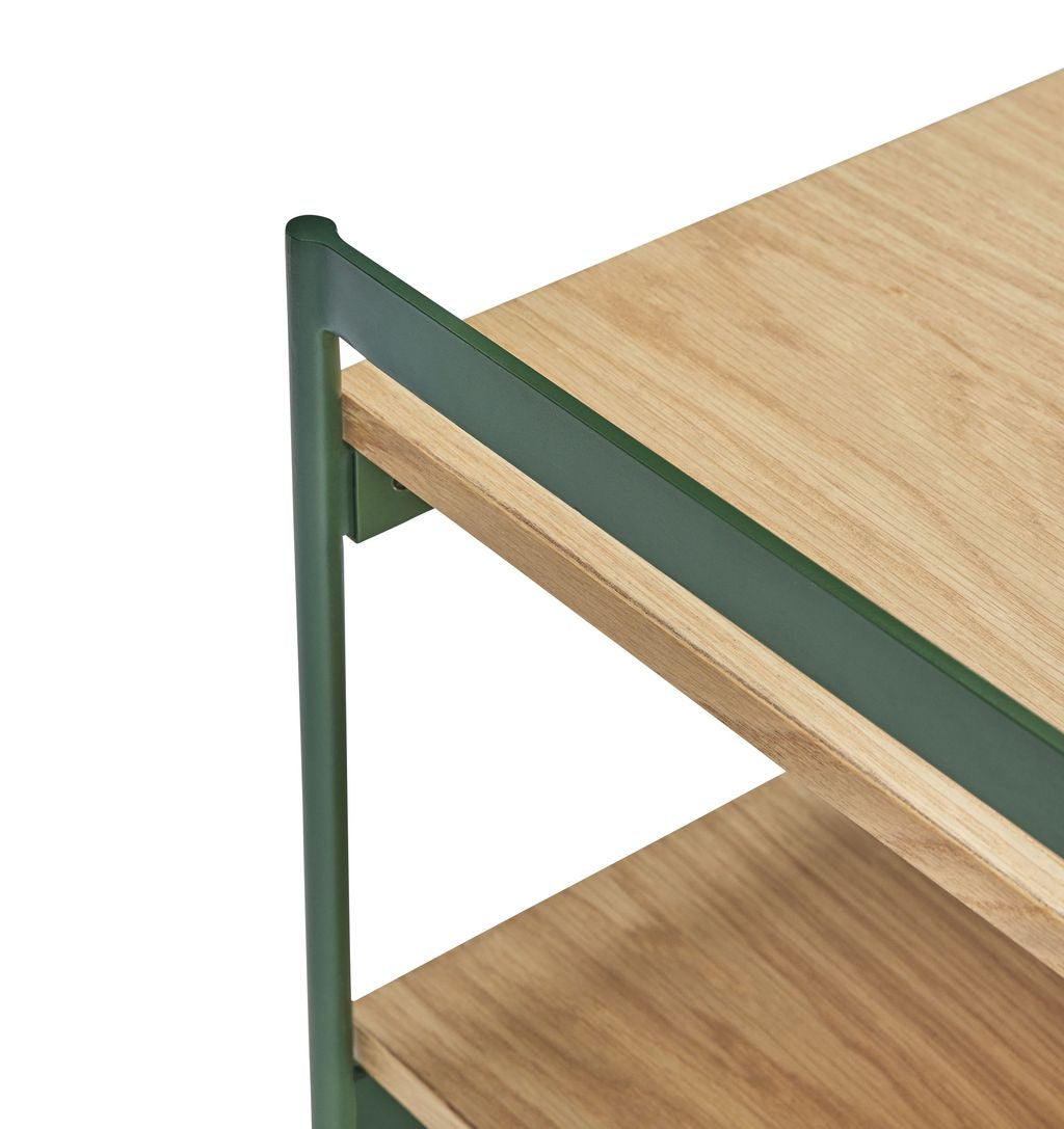 Hübsch Jaunty Side Table, grüne/natürliche Farben