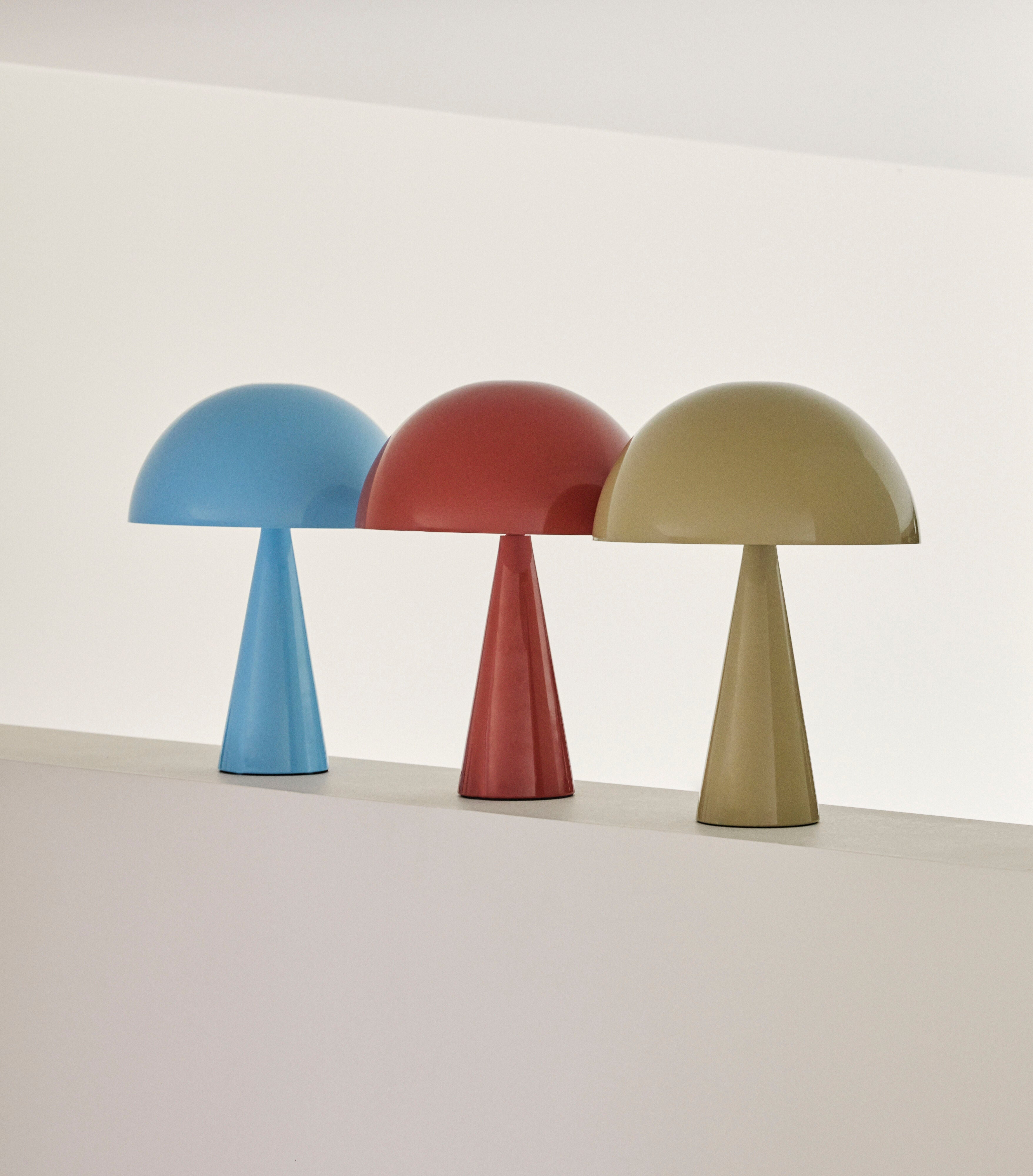 Hübsch Mush Table Table Lamp Mini, bleu clair