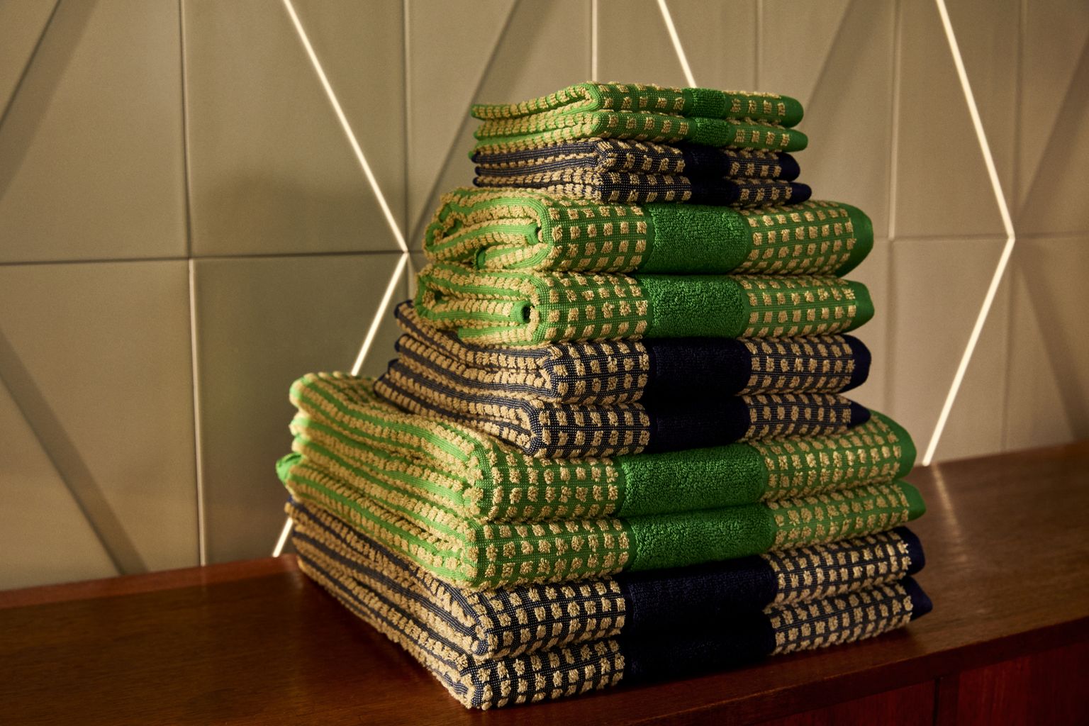 Juna检查毛巾50 x100厘米，绿色/米色