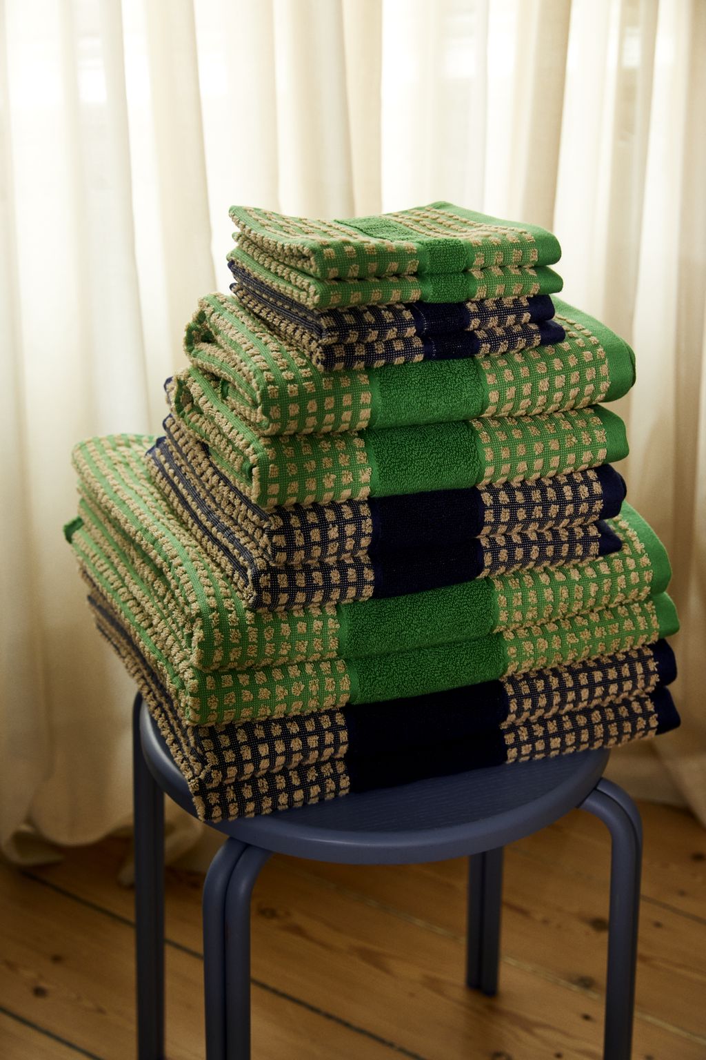 Juna sjekk håndkle 50 x100 cm, grønn/beige