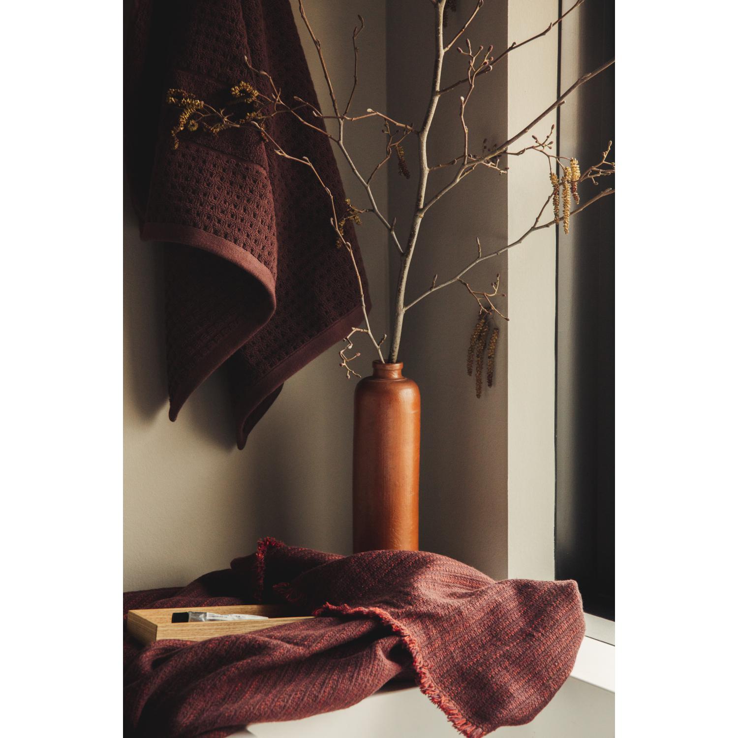 Juna Reflektionshåndklædechokolade, 90x180 cm